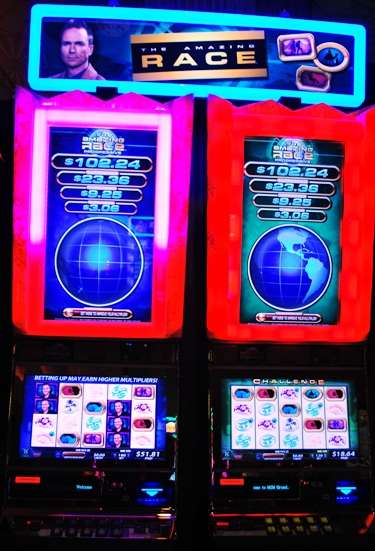 Travel And Money - The Amazing Race Slot Machine