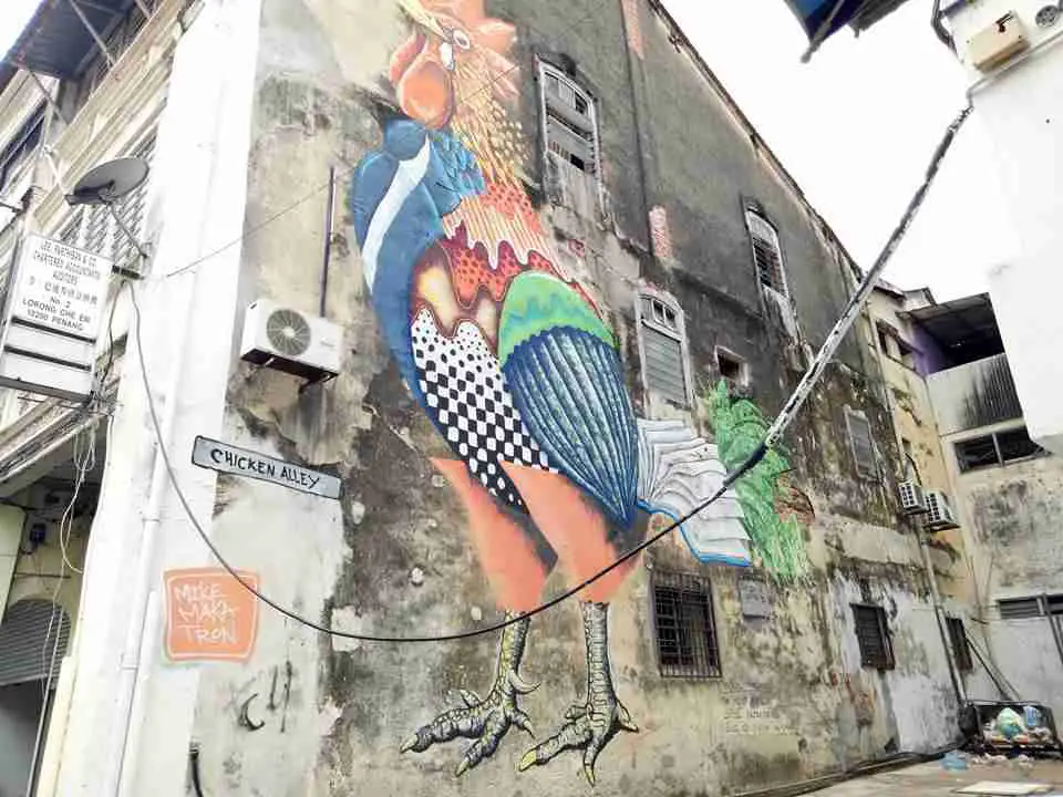 Chicken Alley Penang | Malaysia Travel Blog | Penang Street Art Photos - Life And Art Together? | Malaysia, Penang Street Art, Tourism Malaysia, Wall Art In Penang, Wall Murals | Author: Anthony Bianco - The Travel Tart Blog