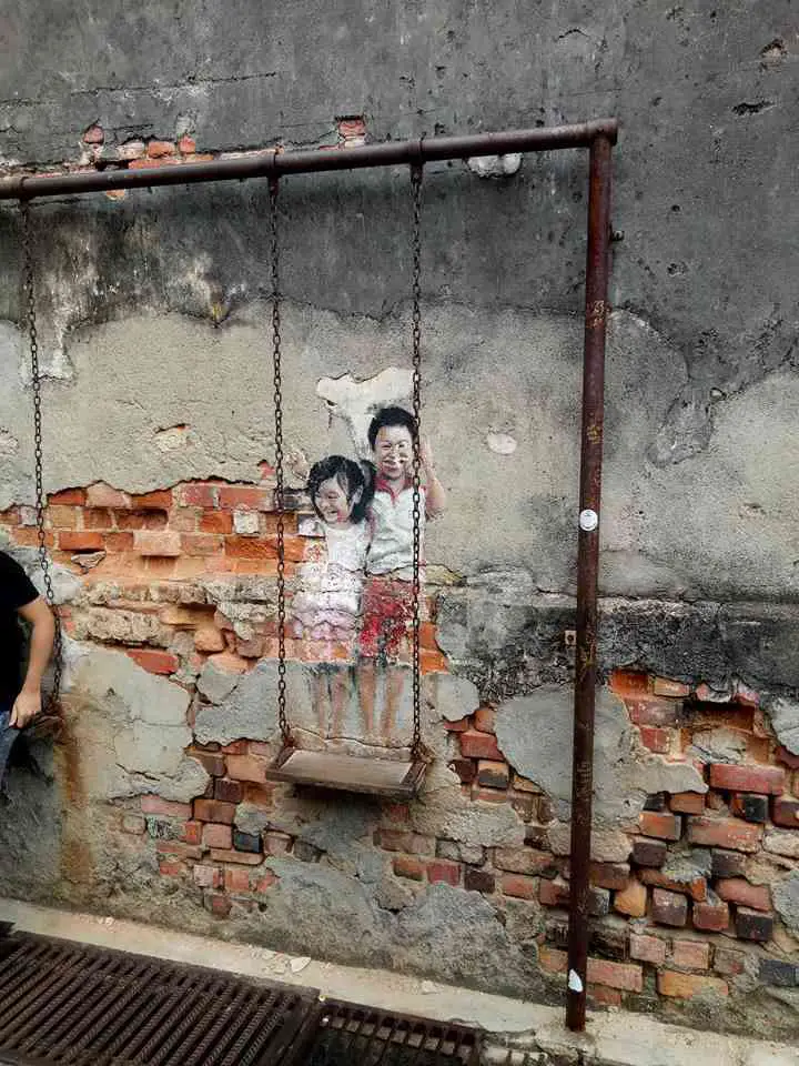 Wall Art In Penang | Malaysia Travel Blog | Penang Street Art Photos - Life And Art Together? | Malaysia, Penang Street Art, Tourism Malaysia, Wall Art In Penang, Wall Murals | Author: Anthony Bianco - The Travel Tart Blog