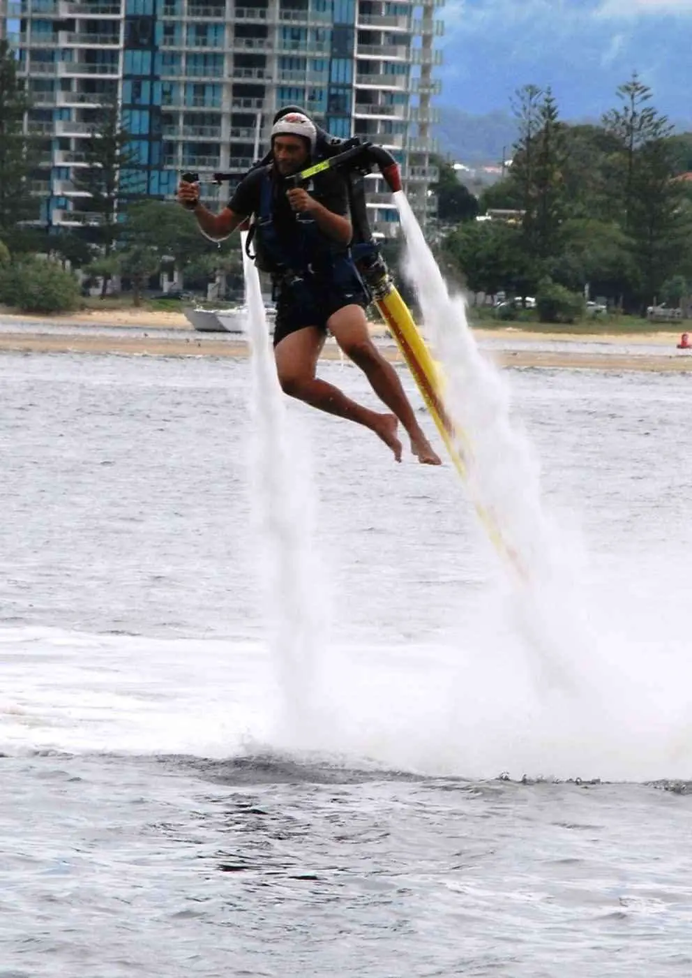Jetpacks In Australia E1520767460392 | Australia Travel Blog | How To Ride A Jet Pack And Flyboard On Water. Looking Like A Complete Goose, Thanks To Tripadvisor Attractions! | Australia, Flyboarding, Gold Coast, Jet Pack Water, Things To Do, Tripadvisor | Author: Anthony Bianco - The Travel Tart Blog